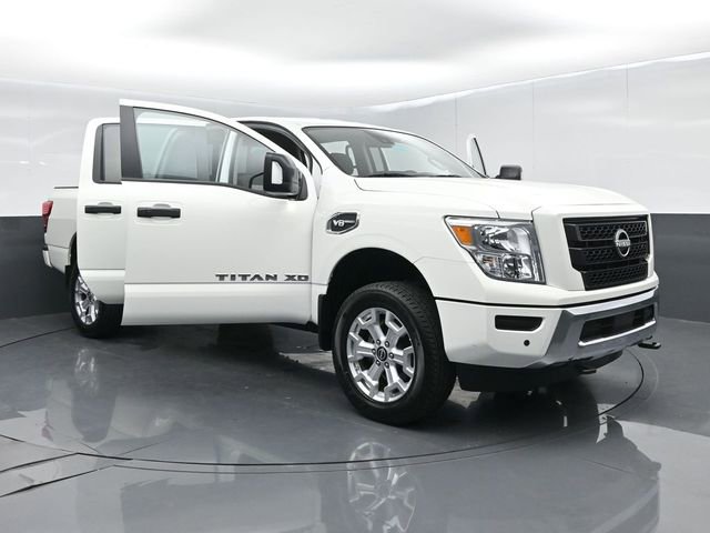 Used 2024 Nissan Titan SV w/ SV Convenience Package image 63