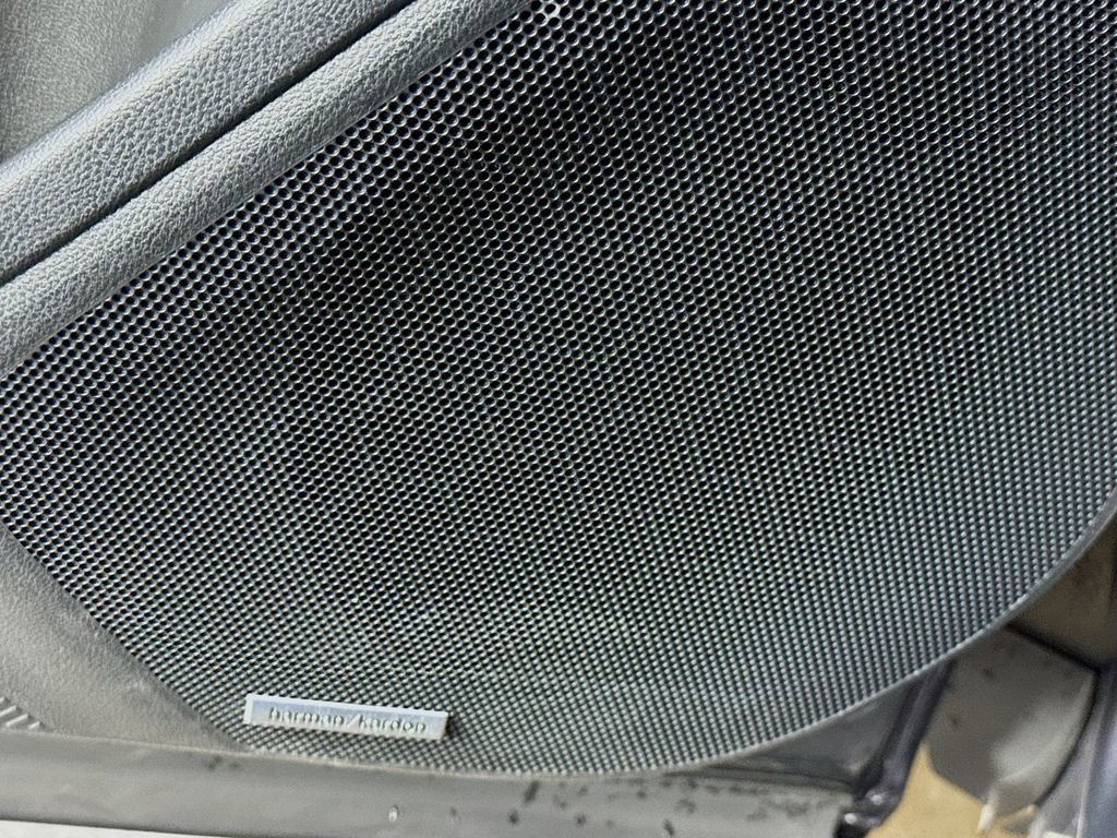 Used 2025 Subaru Forester Touring image 22