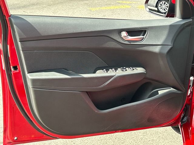 Used 2019 Hyundai Accent SE image 11