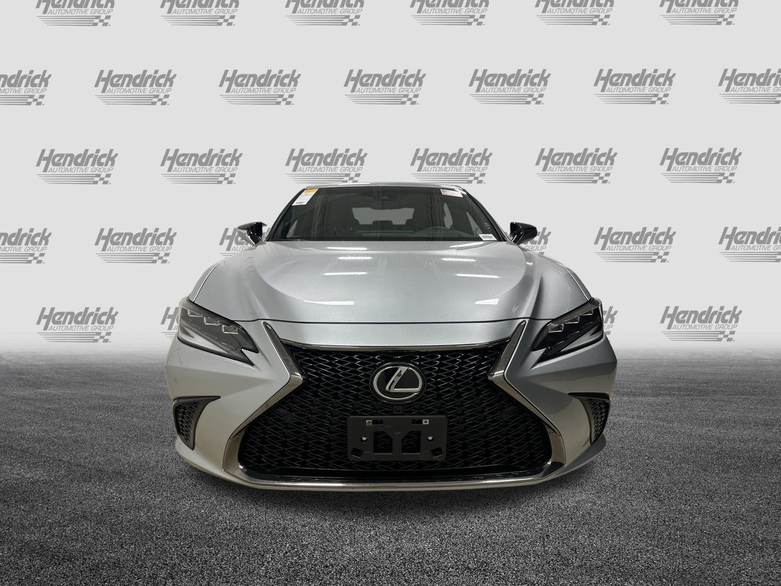 Used 2023 Lexus ES 350 F Sport FWD image 3