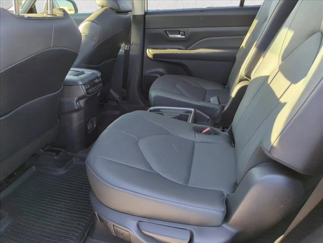 Used 2026 Toyota Grand Highlander Platinum image 24