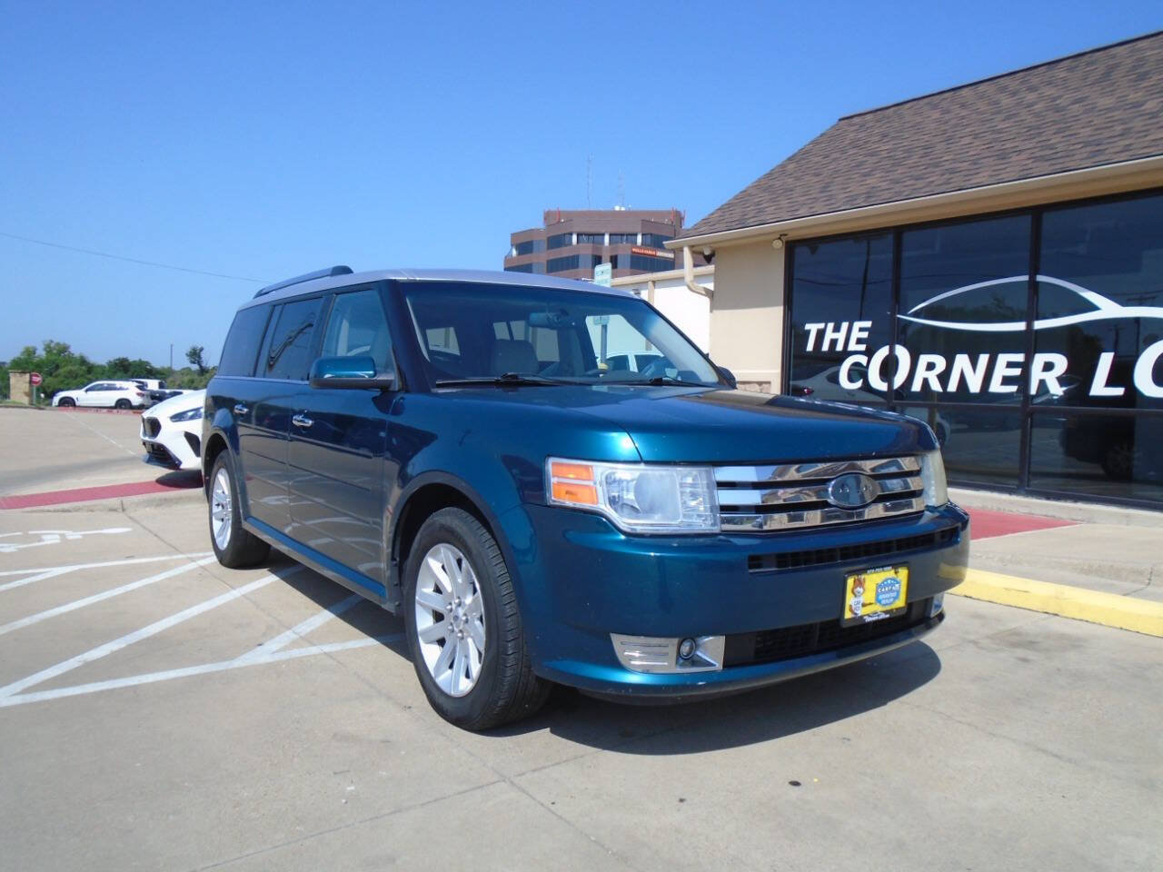 Used 2011 Ford Flex SEL w/ Rapid Spec Order Code FWD image 1