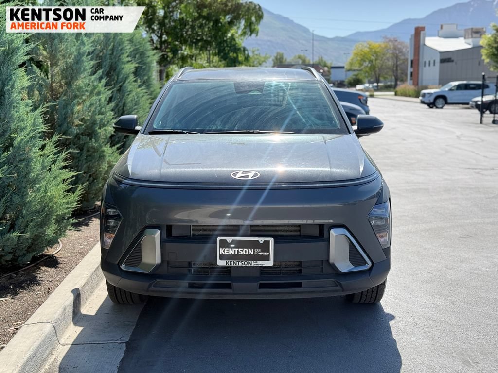 Used 2025 Hyundai Kona SEL AWD/4WD image 2