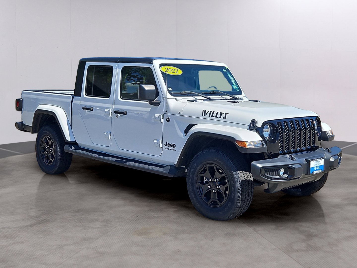 Used 2022 Jeep Gladiator Willys image 3