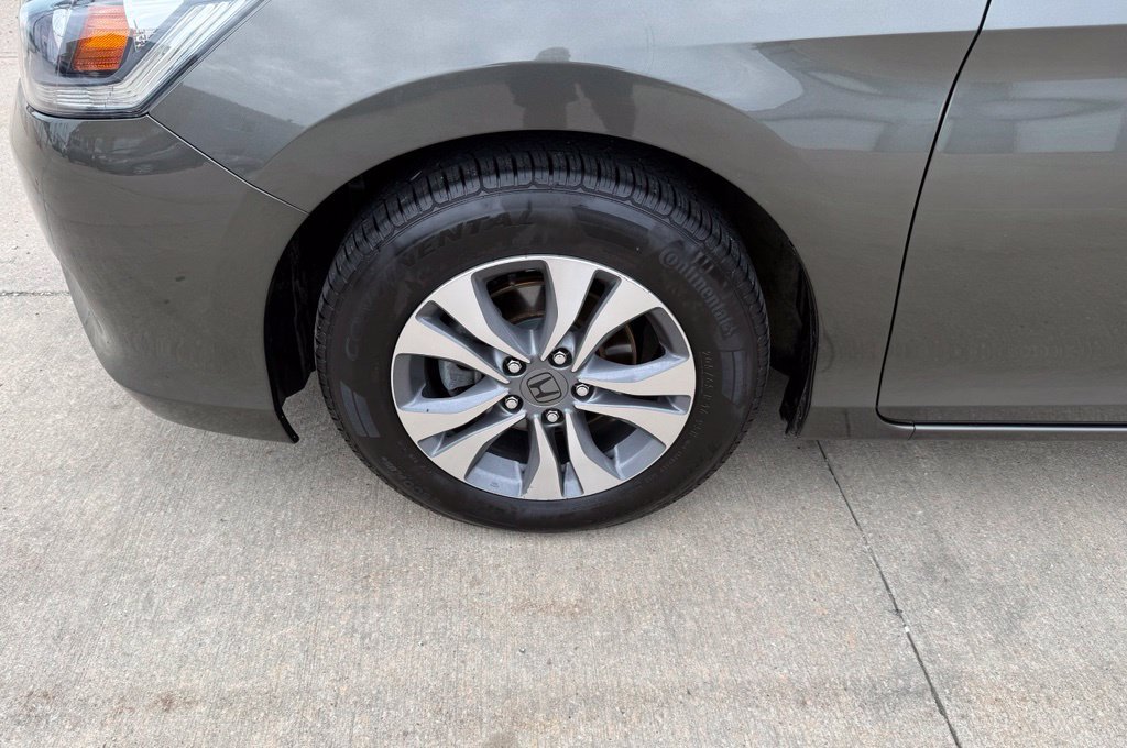 Used 2014 Honda Accord LX image 12