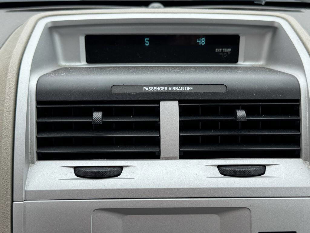 Used 2010 Mercury Mariner Premier image 16