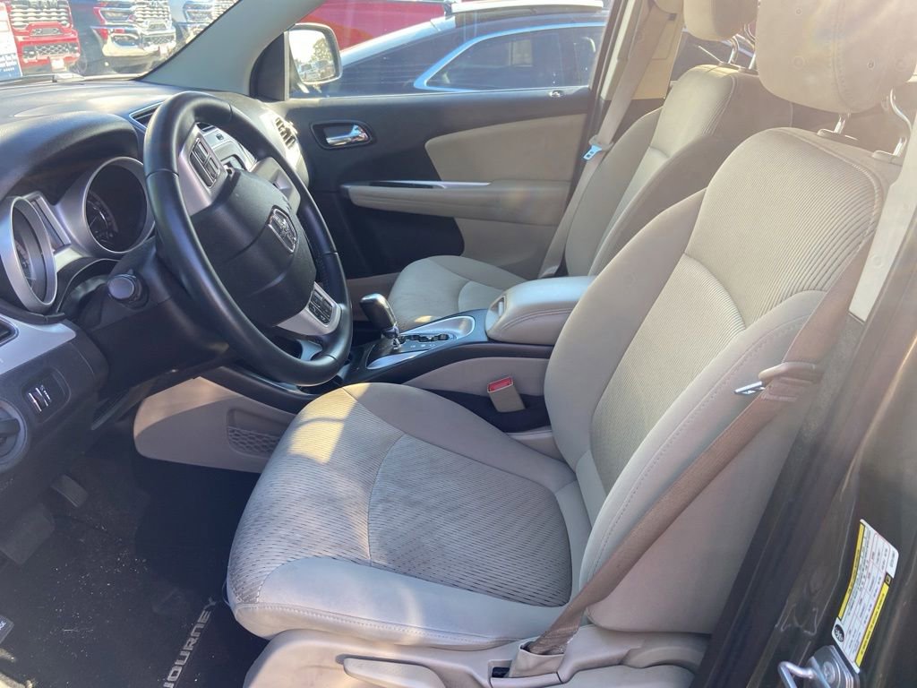 Used 2016 Dodge Journey SE w/ Flexible Seating Group FWD image 34