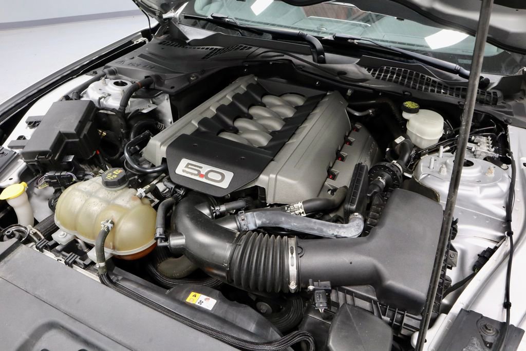 Used 2015 Ford Mustang GT Premium w/ Equipment Group 401A image 17