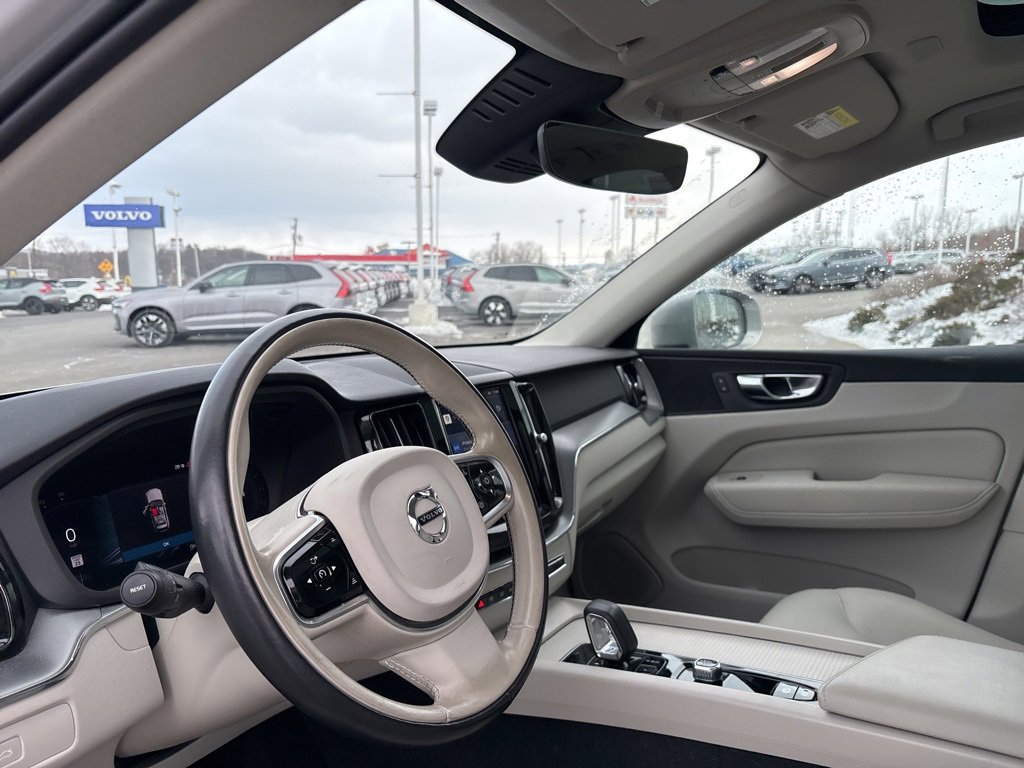 Certified 2023 Volvo XC60 B5 Core image 16
