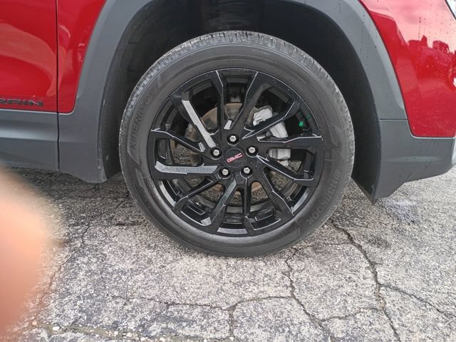 Used 2024 GMC Terrain SLT w/ Elevation Edition AWD/4WD image 3