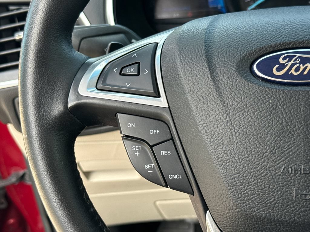 Used 2015 Ford Edge Titanium w/ Technology Package AWD/4WD image 15