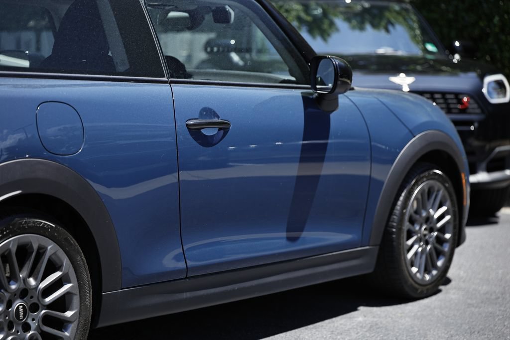 Used 2025 MINI Cooper S FWD image 8