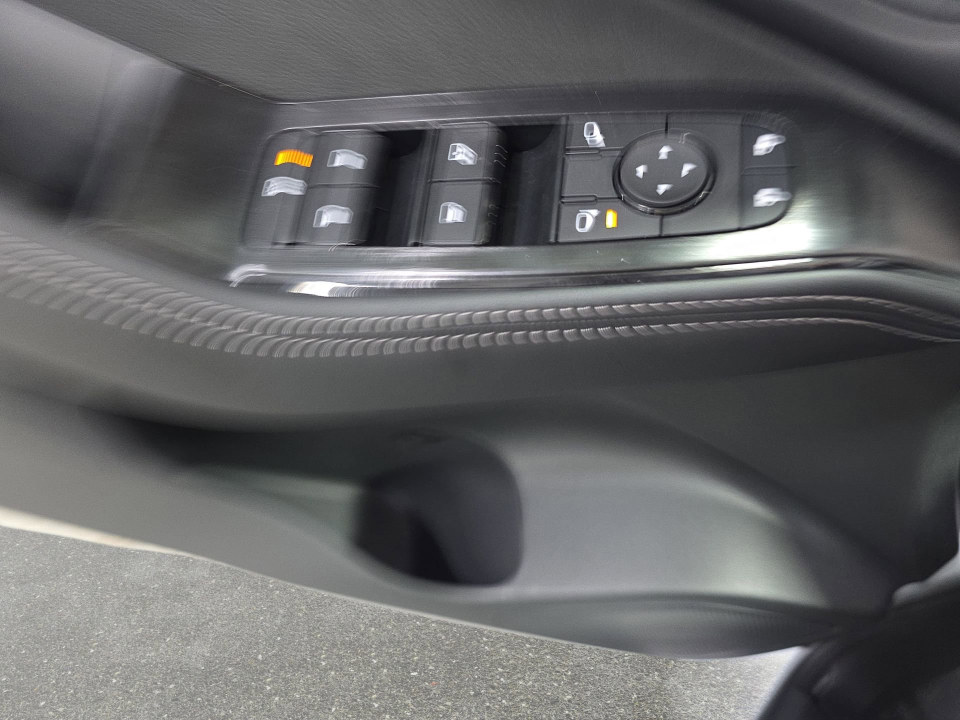 New 2026 Nissan Rogue SV w/ Cold Weather Package AWD/4WD image 27