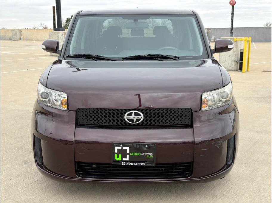 Used 2010 Scion xB Release Series 7.0 image 2