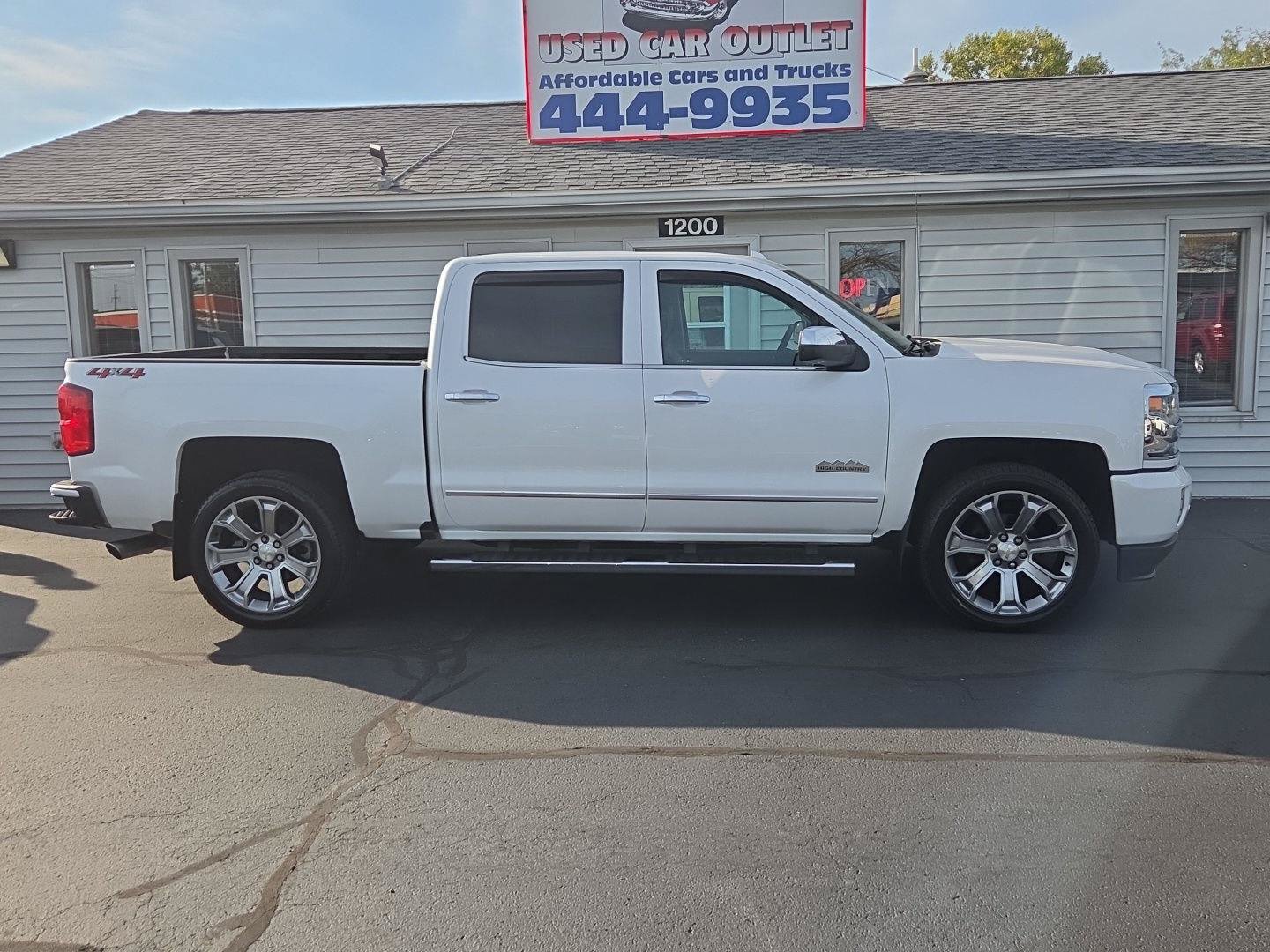 Used 2018 Chevrolet Silverado 1500 High Country AWD/4WD image 2