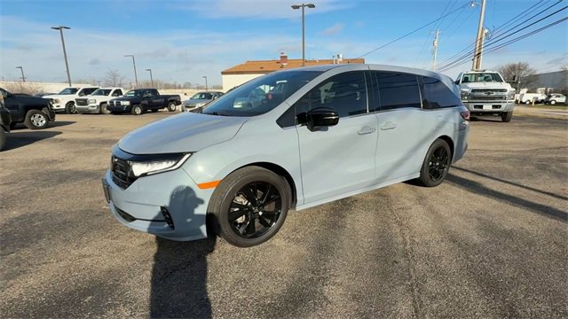 Used 2023 Honda Odyssey Sport image 4