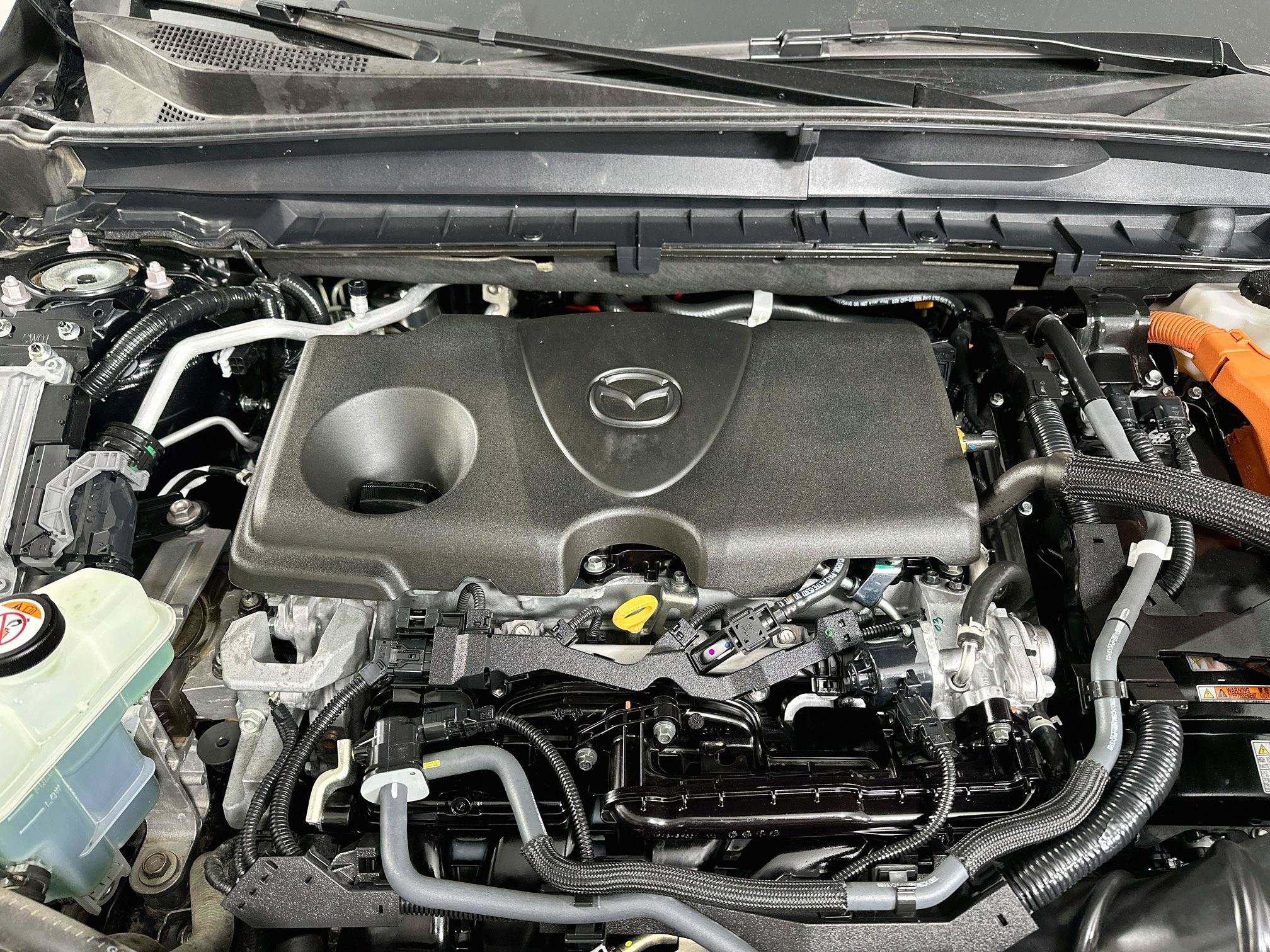 Used 2025 MAZDA CX-50 AWD 2.5 Hybrid w/ Premium Pkg image 36