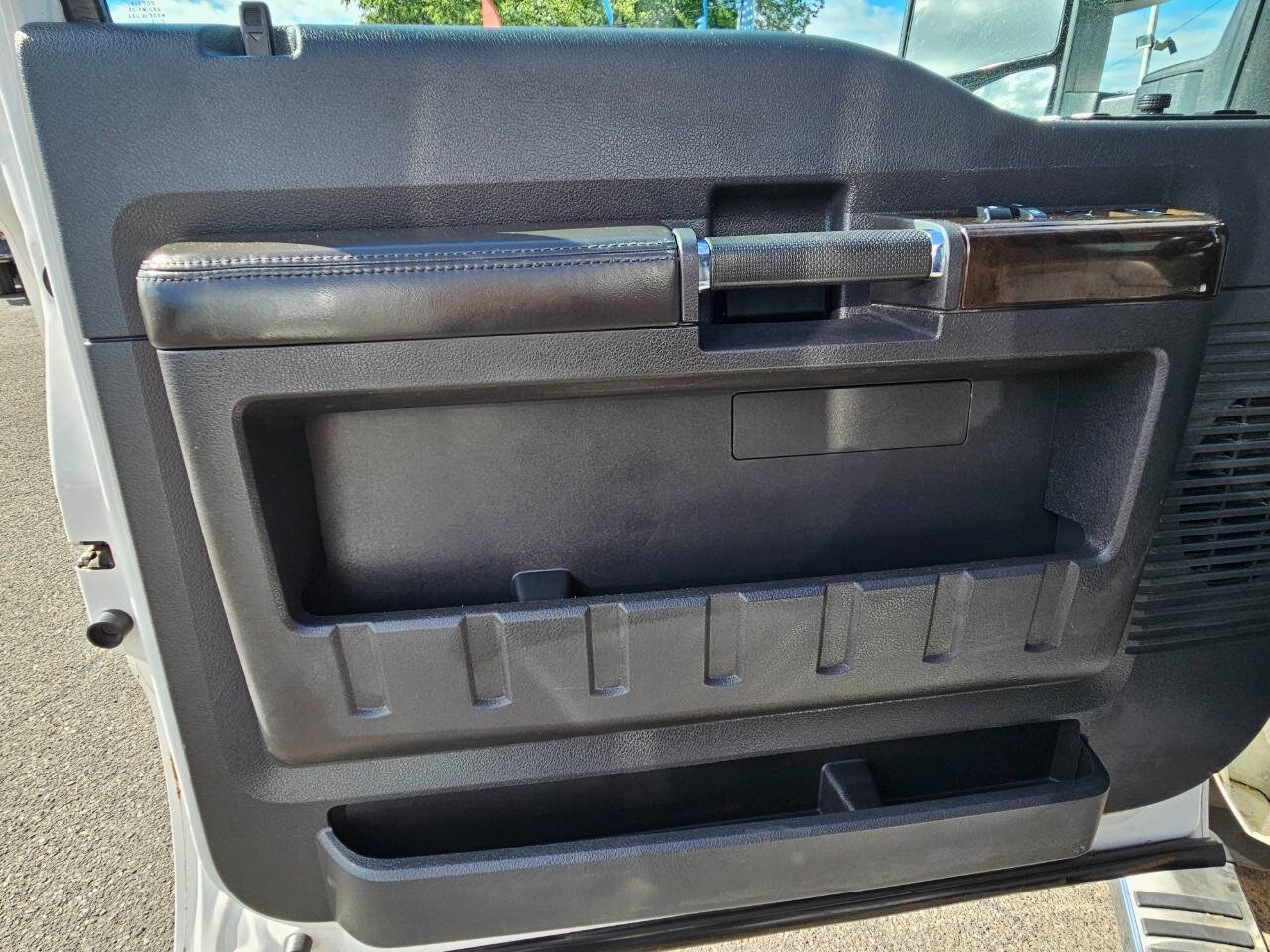 Used 2016 Ford F350 Platinum AWD/4WD image 27