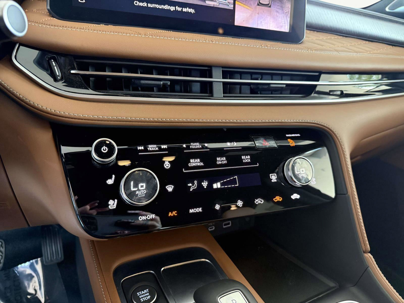 Used 2025 INFINITI QX60 Autograph image 32