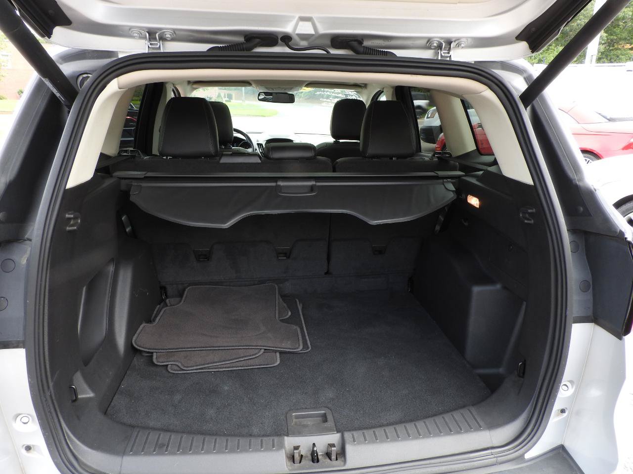 Used 2019 Ford Escape SEL AWD/4WD image 10