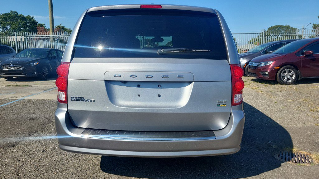 Used 2019 Dodge Grand Caravan GT image 9