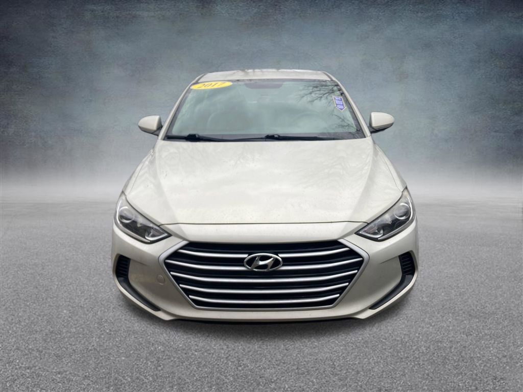 Used 2017 Hyundai Elantra SE w/ Cargo Package image 10