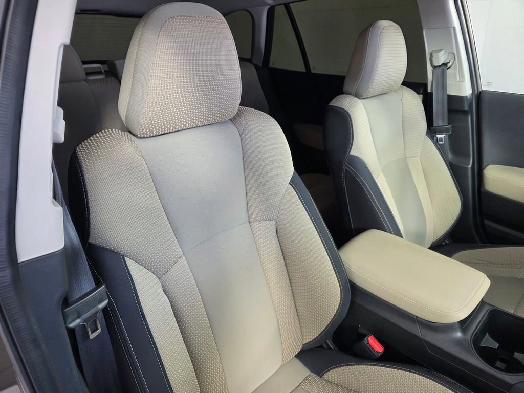 Used 2021 Subaru Outback Premium image 30