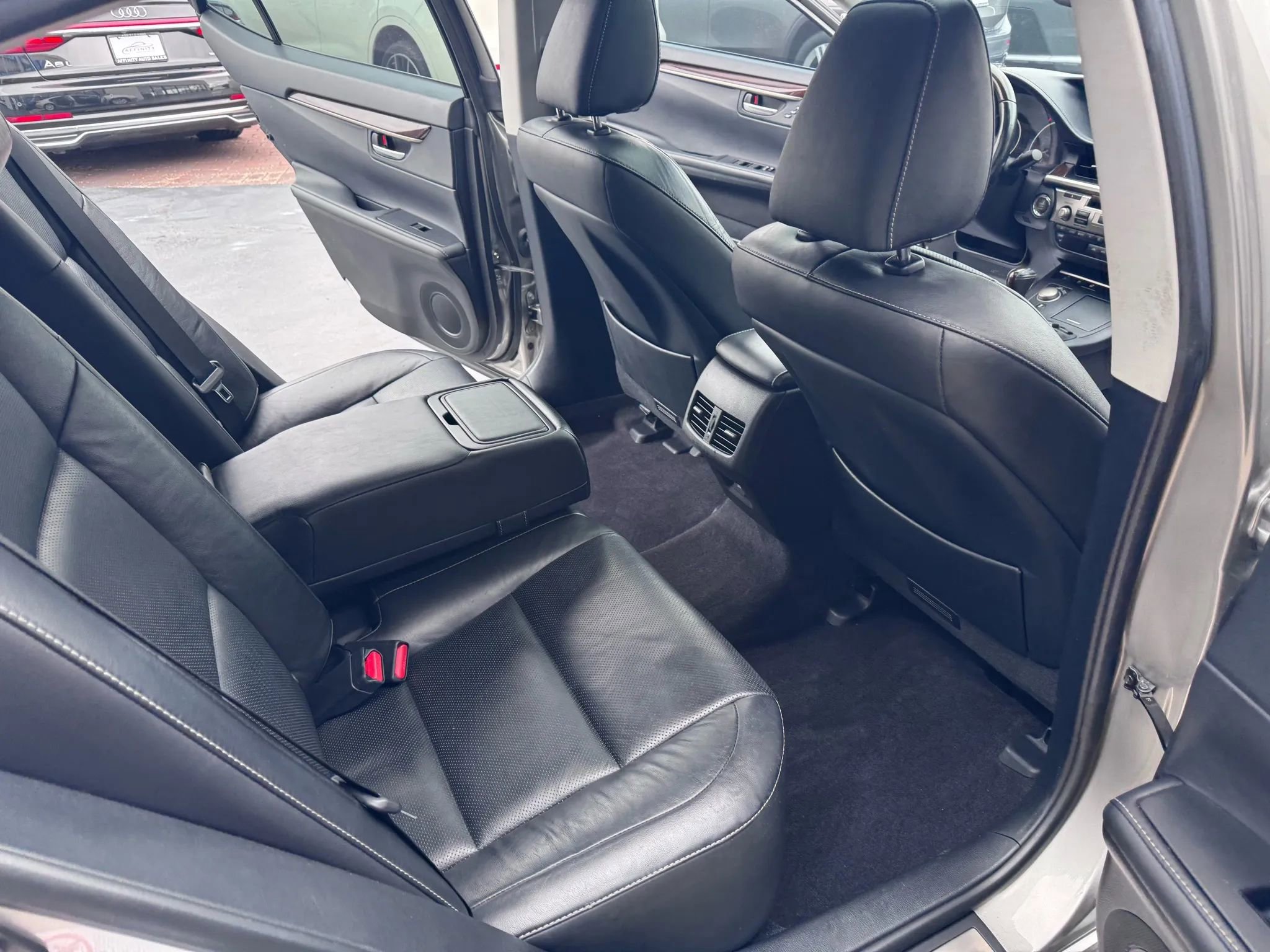 Used 2015 Lexus ES 350 image 15