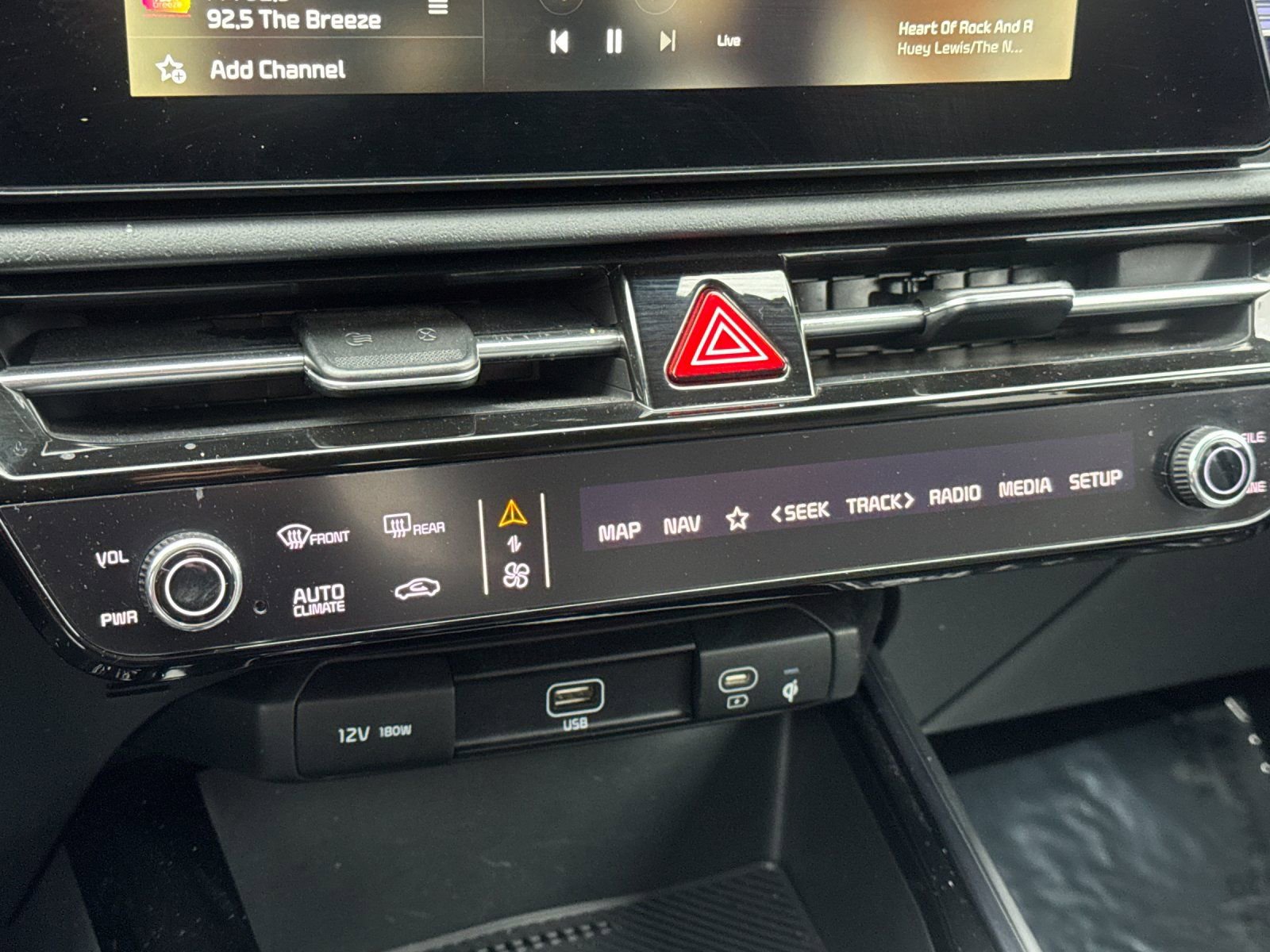 Used 2025 Kia Niro Wind image 21