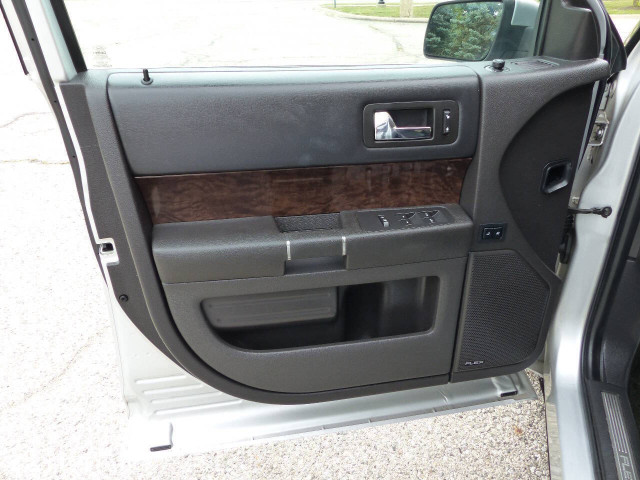 Used 2015 Ford Flex Limited AWD/4WD image 19