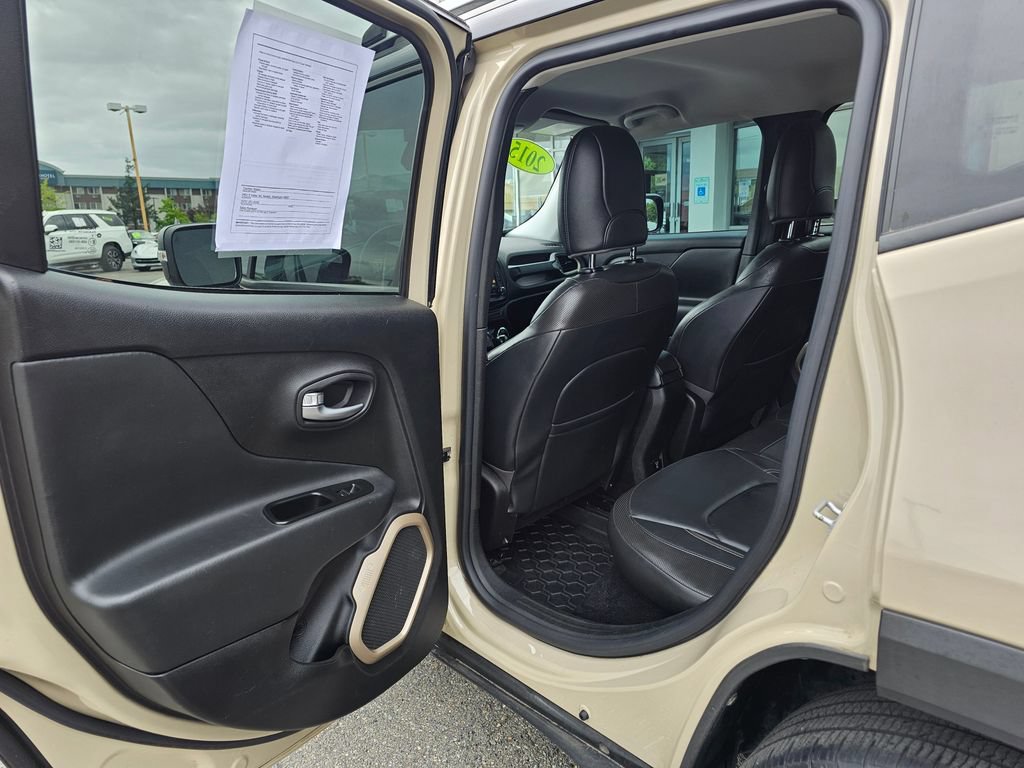 Used 2015 Jeep Renegade Limited w/ Safety & Security Group I AWD/4WD image 12