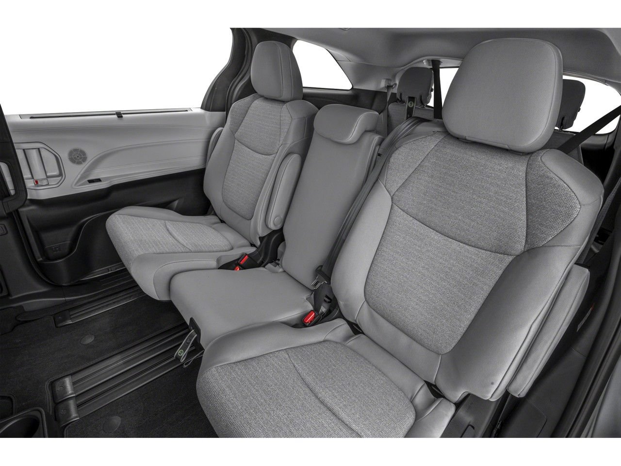 Used 2025 Toyota Sienna LE FWD image 9