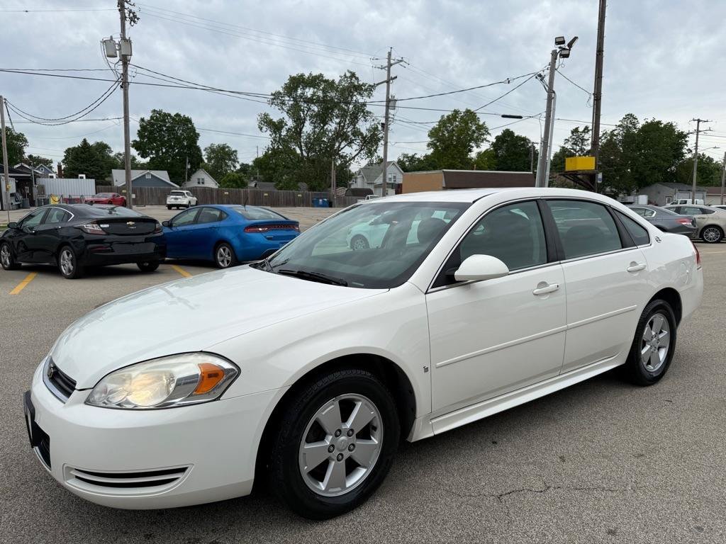 Used 2009 Chevrolet Impala LT FWD image 4