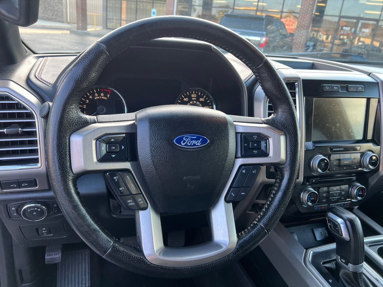 Used 2016 Ford F150 Platinum w/ Equipment Group 701A Luxury image 8