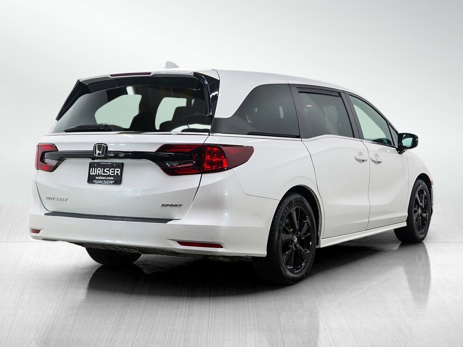 Used 2023 Honda Odyssey Sport image 5