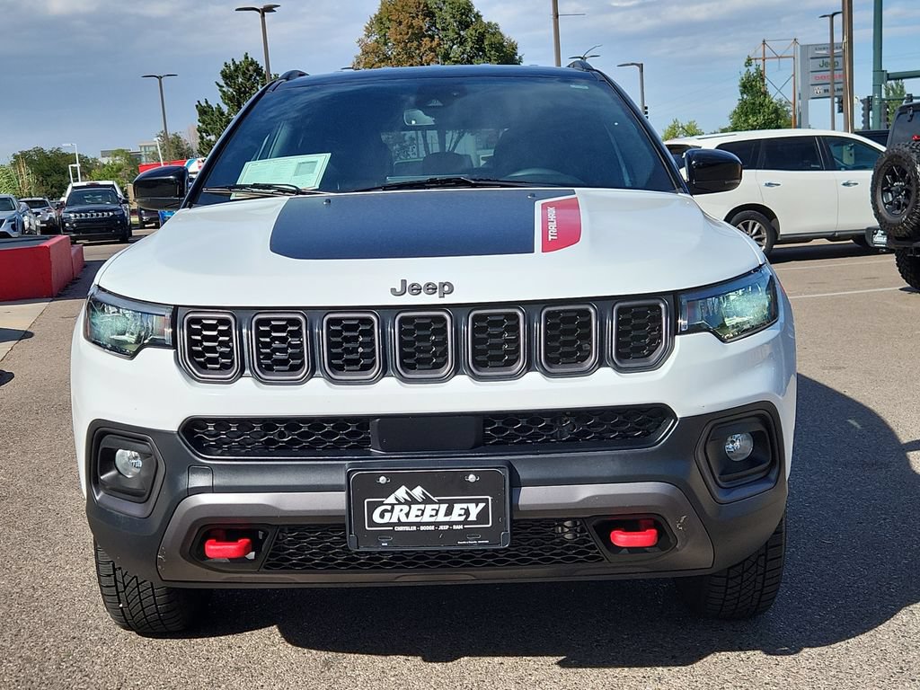 Certified 2025 Jeep Compass Trailhawk AWD/4WD image 5