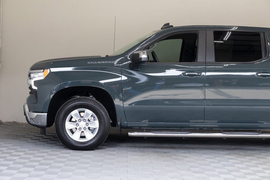 Used 2025 Chevrolet Silverado 1500 LT image 8