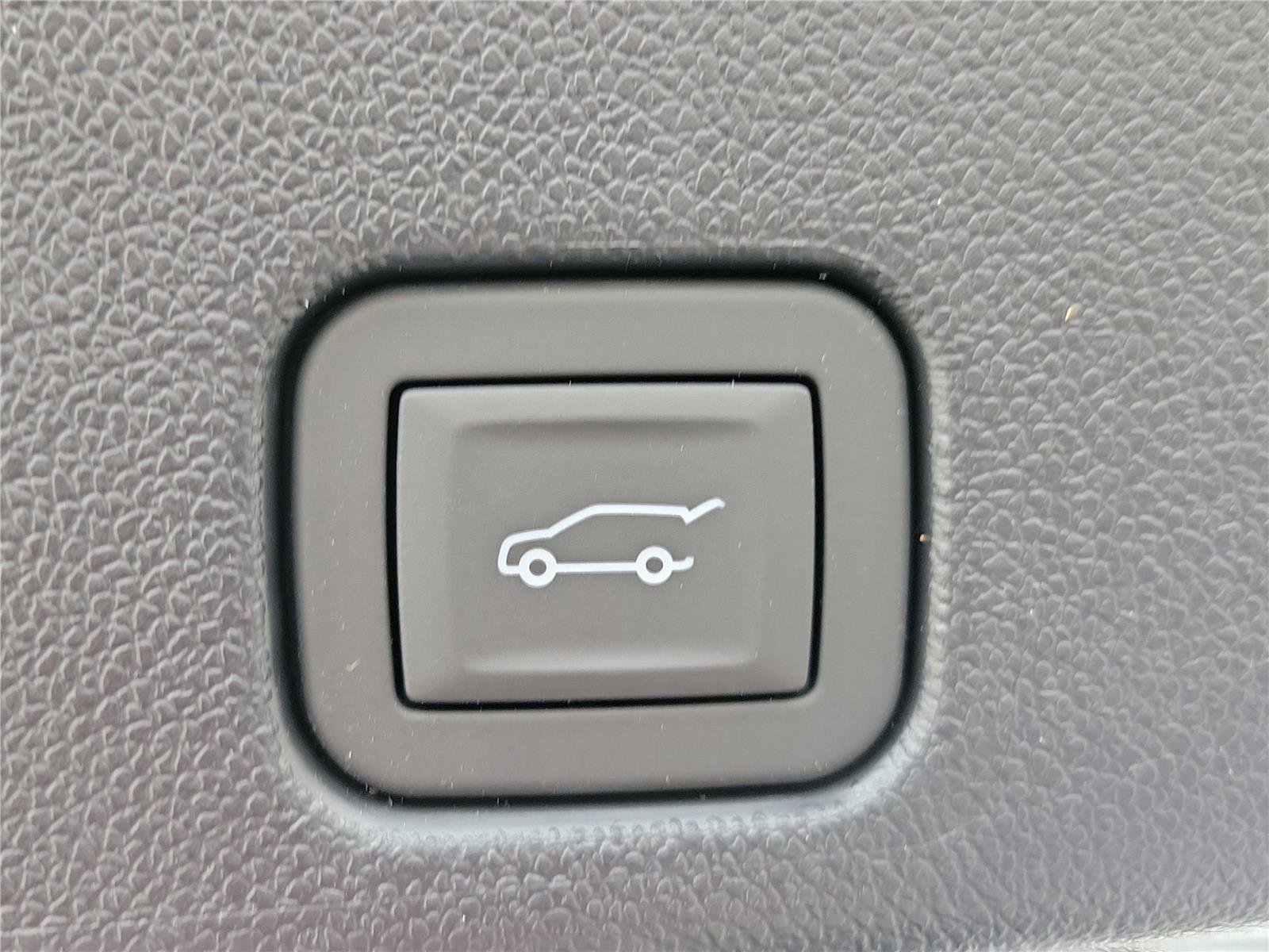 New 2026 Buick Enclave Sport Touring w/ Power Package image 9