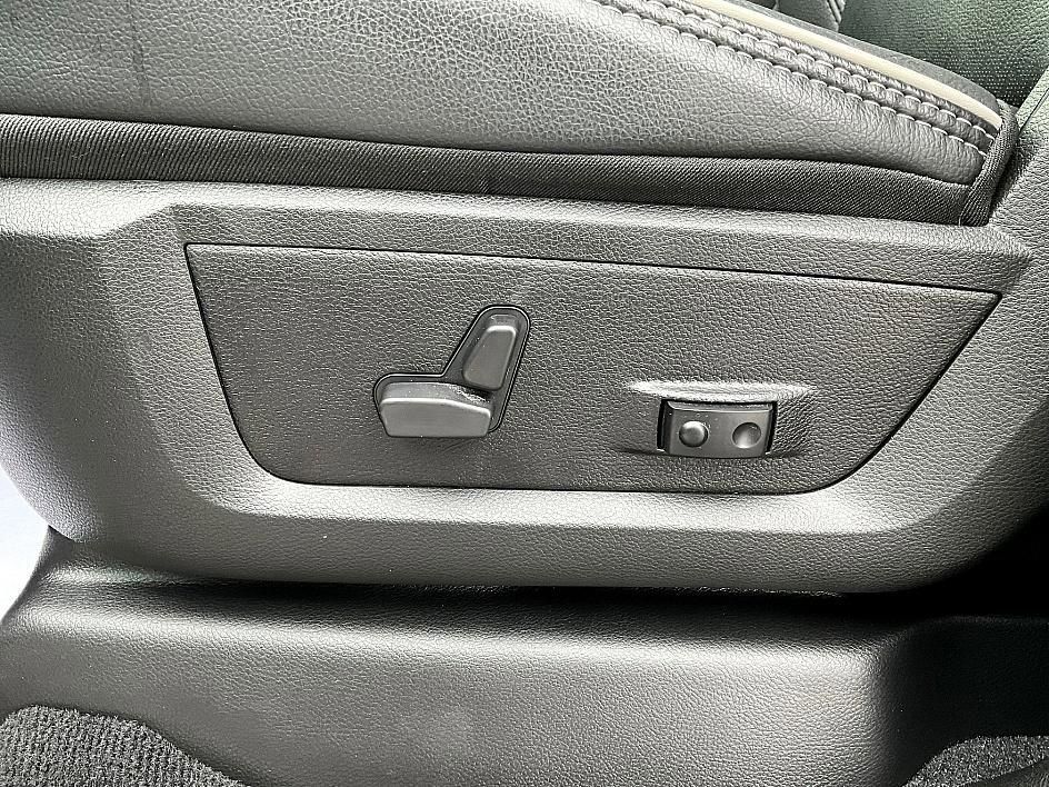 New 2026 RAM 2500 Laramie image 16