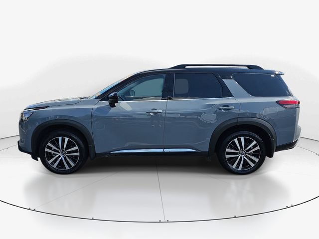 Used 2025 Nissan Pathfinder Platinum FWD image 6