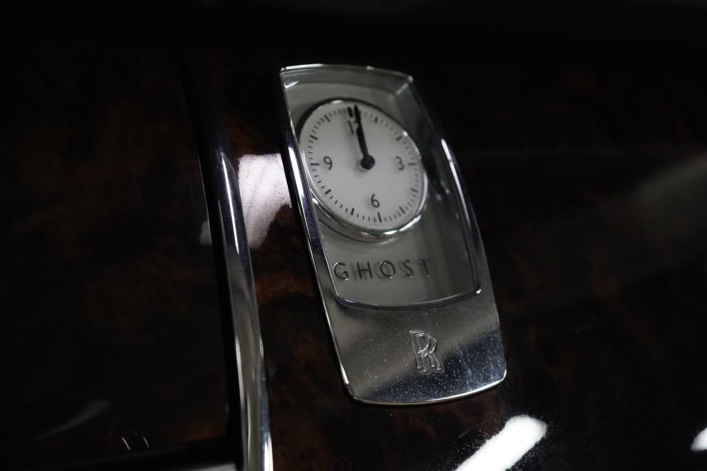 Used 2010 Rolls-Royce Ghost RWD image 17