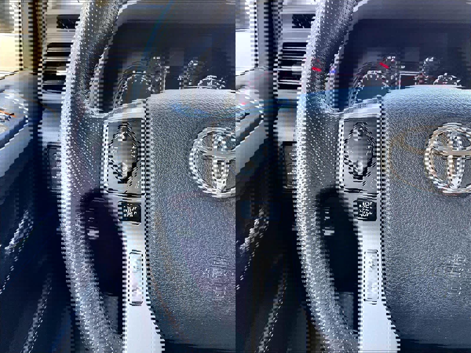 Used 2024 Toyota 4Runner SR5 Premium AWD/4WD image 40