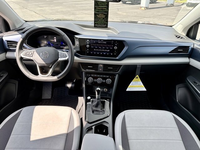 New 2024 Volkswagen Taos SE image 15