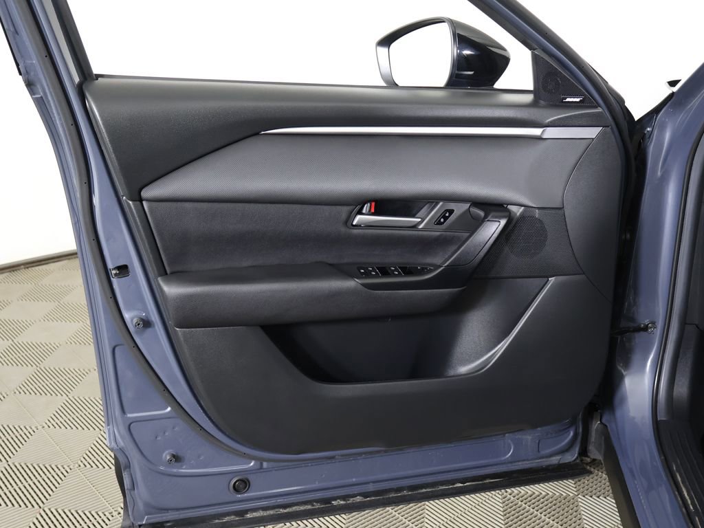 Used 2025 MAZDA CX-50 AWD 2.5 S w/ Cargo Package image 25