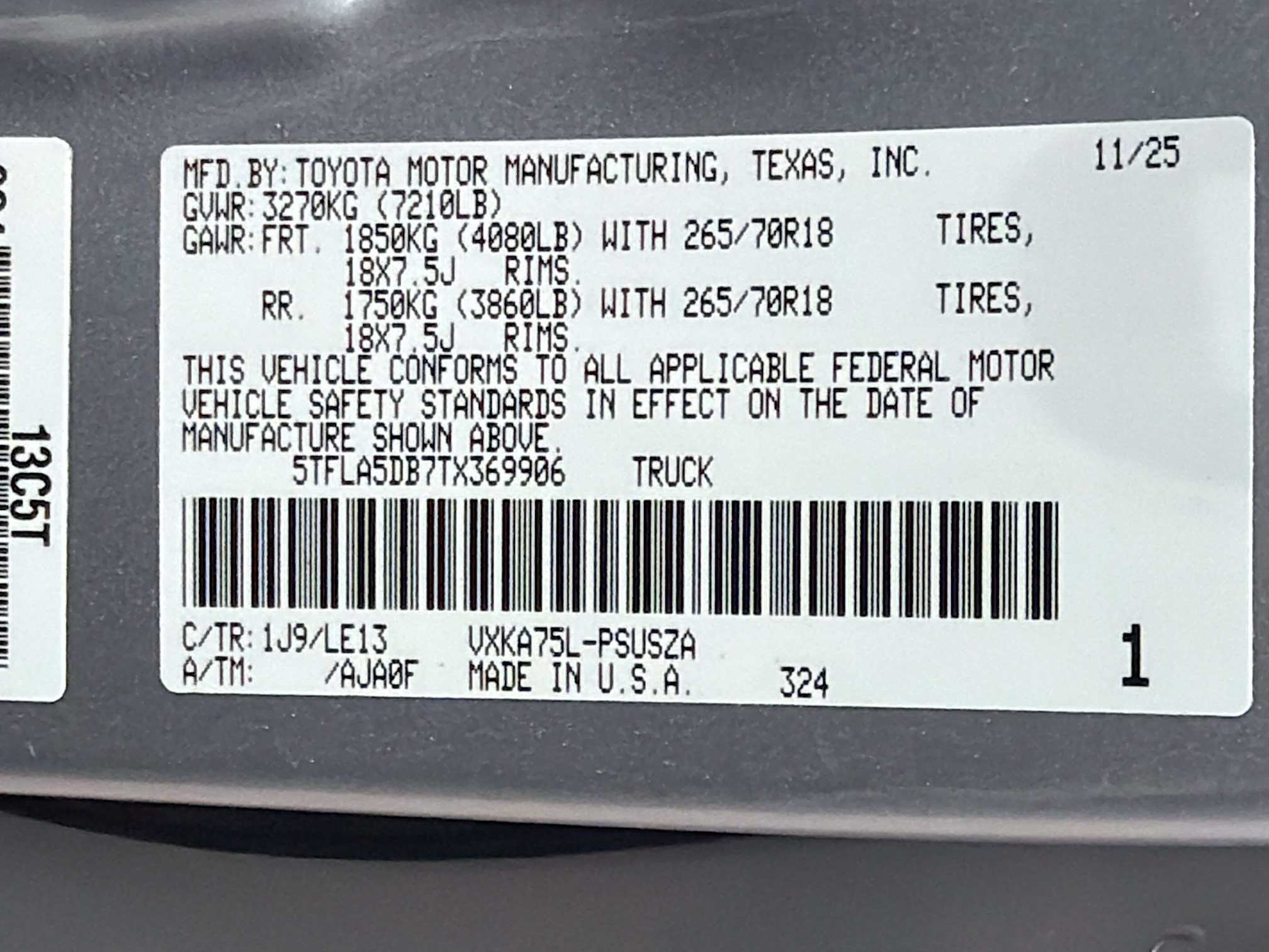Used 2026 Toyota Tundra SR5 w/ SR5 Premium Package AWD/4WD image 12