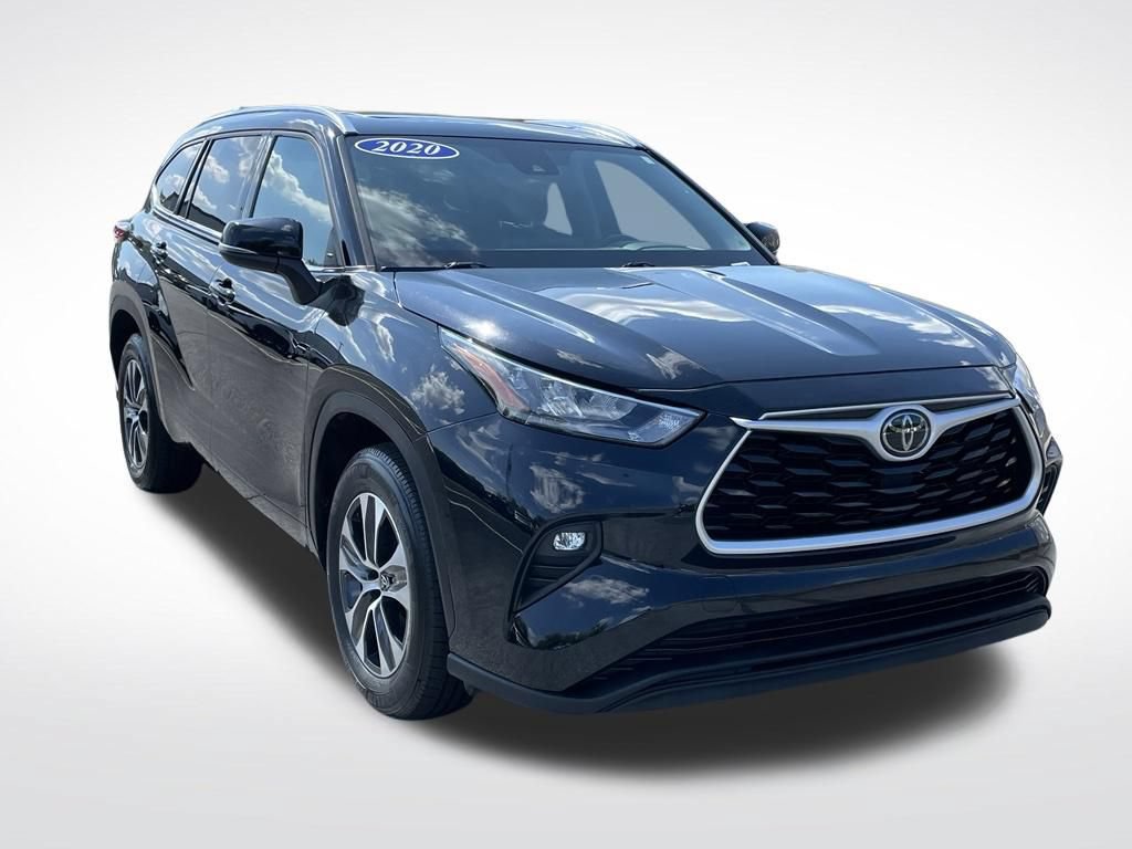 Used 2020 Toyota Highlander XLE FWD image 8