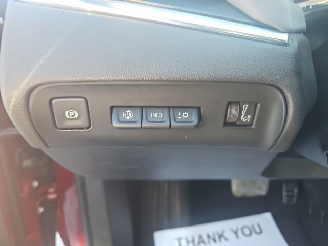 Used 2022 Buick Enclave Premium AWD/4WD image 25