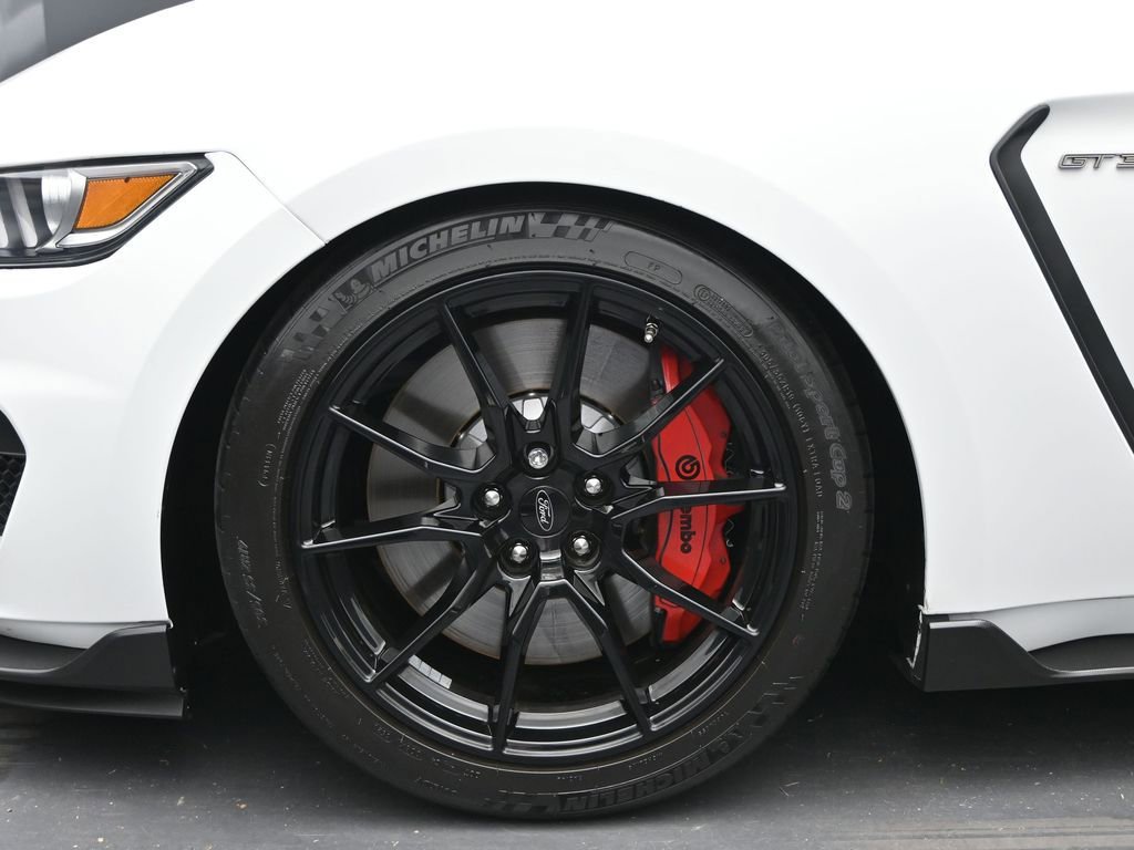 Used 2020 Ford Mustang Shelby GT350 w/ Technology Package image 34