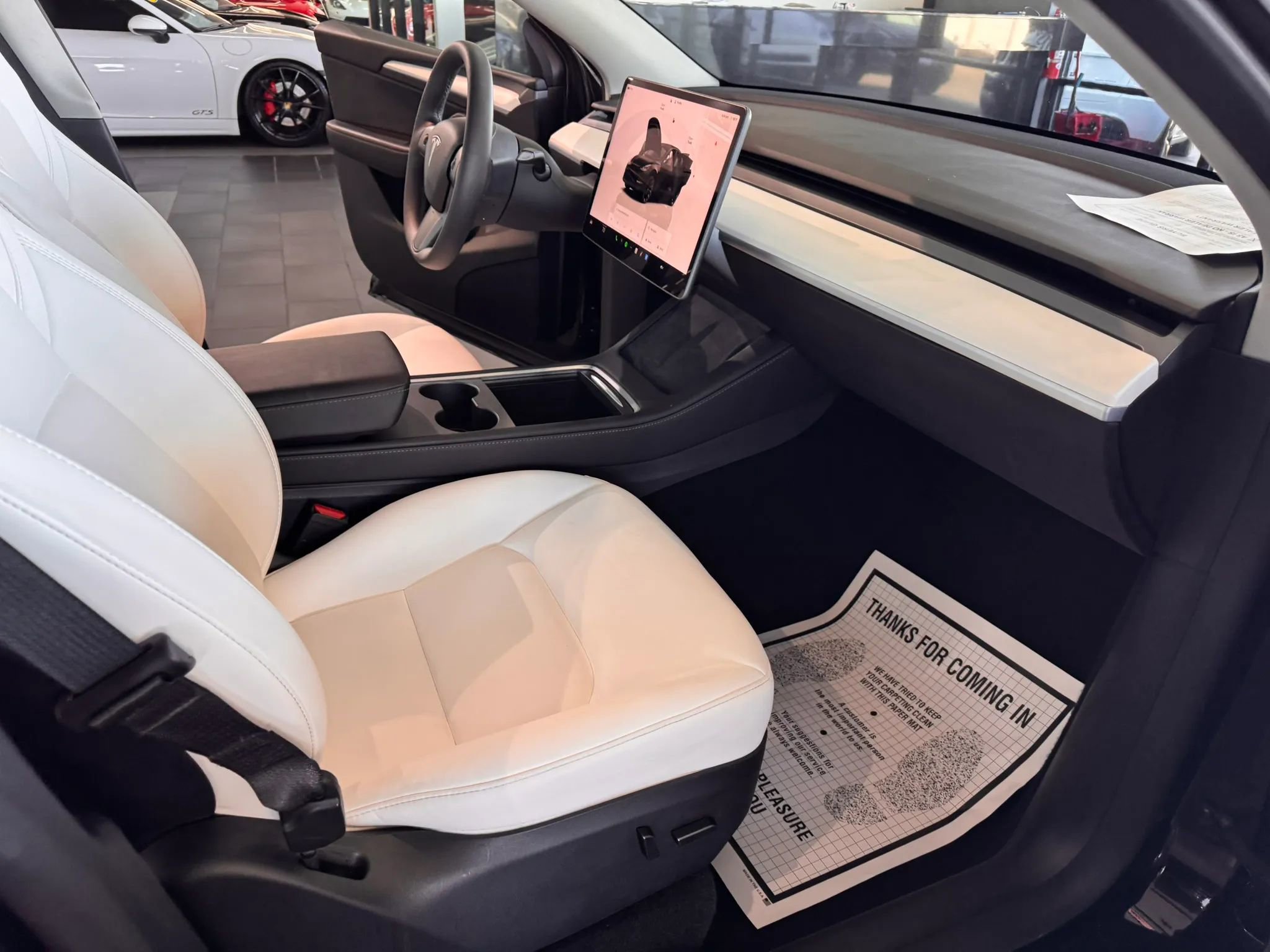Used 2023 Tesla Model Y Long Range AWD/4WD image 12