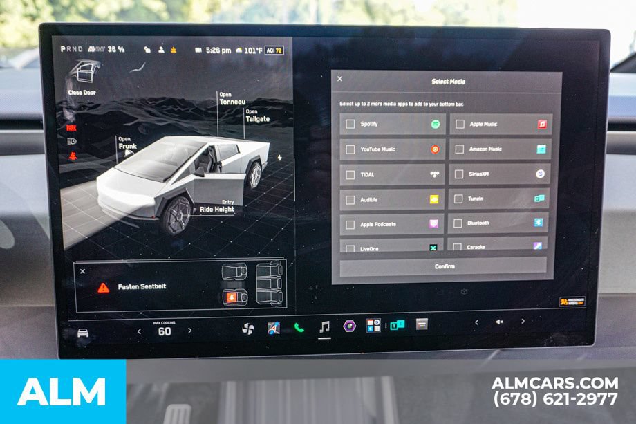 Used 2024 Tesla Cybertruck AWD Crew Cab image 39